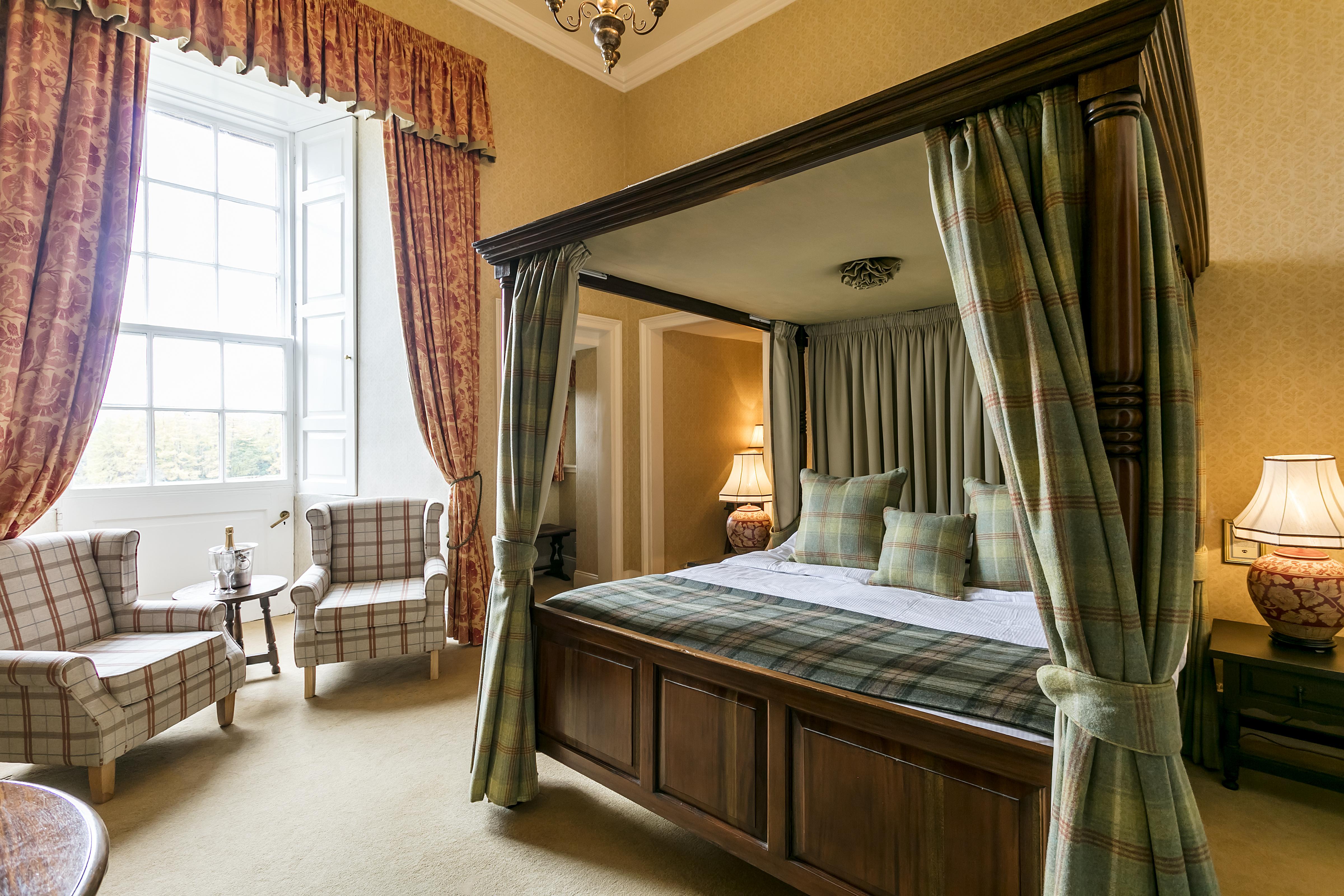 Dalhousie Castle Hotel Bonnyrigg Exteriör bild